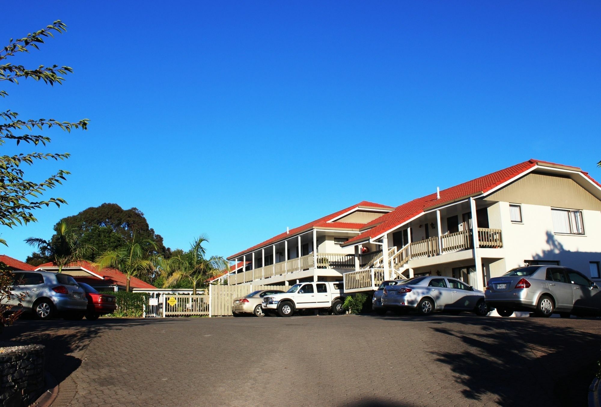 טאורנגה Summit Motor Lodge מראה חיצוני תמונה